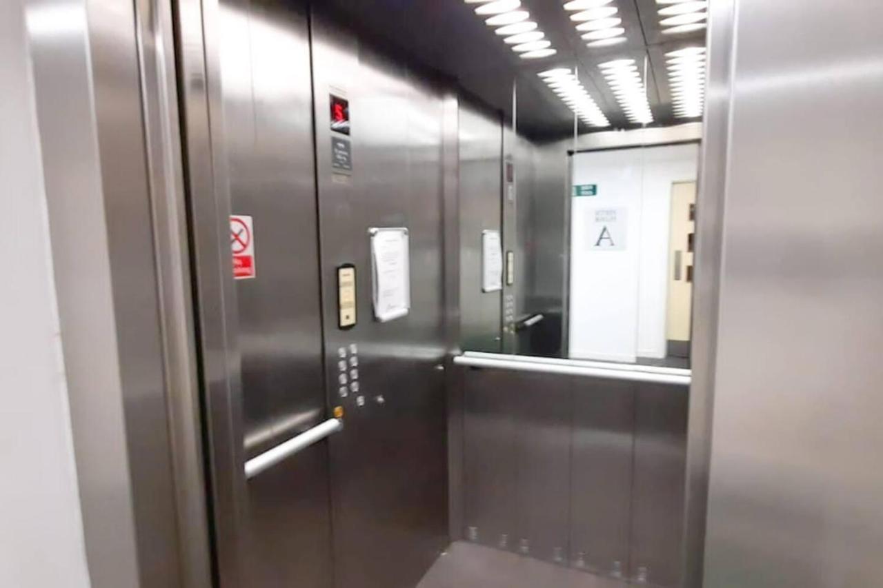 מנצ'סטר 2-Bed Apartment Near City Centre מראה חיצוני תמונה
