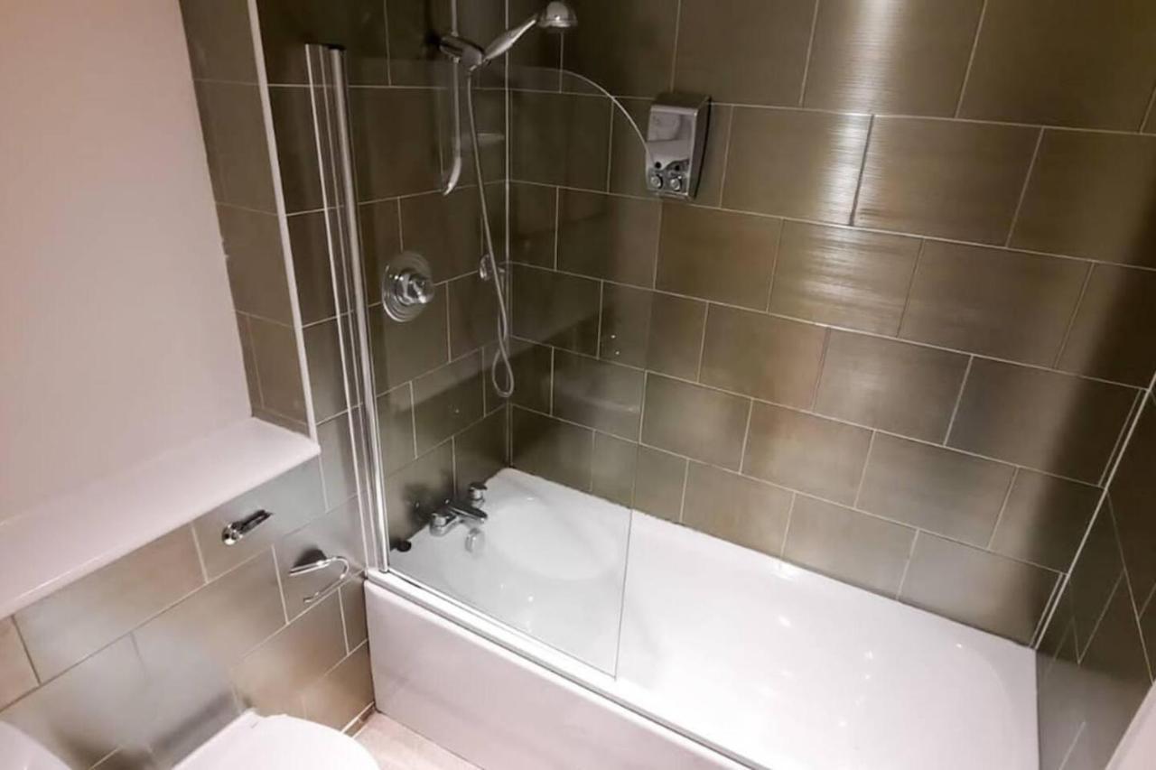 מנצ'סטר 2-Bed Apartment Near City Centre מראה חיצוני תמונה